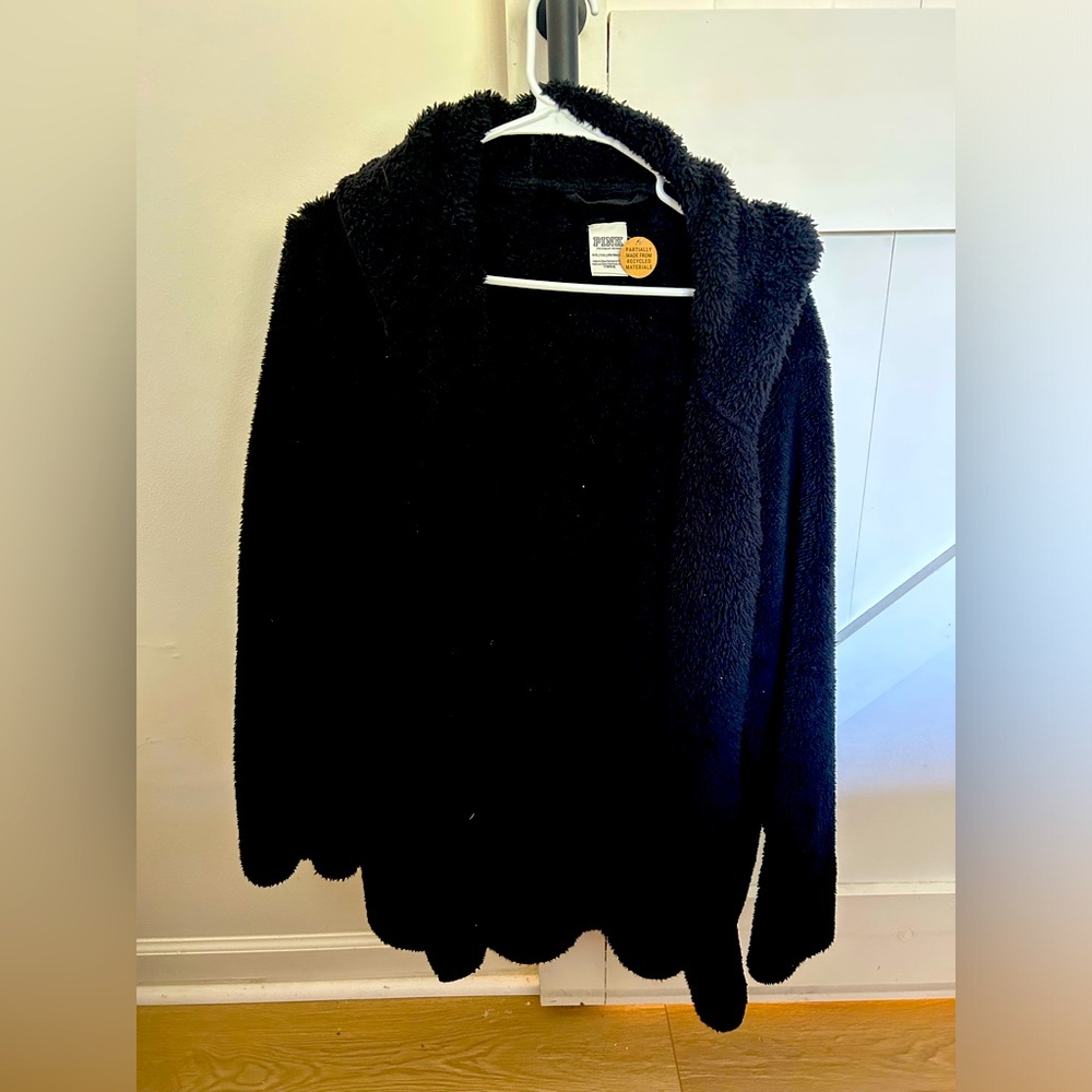 VS Pink fuzzy hooded jacket